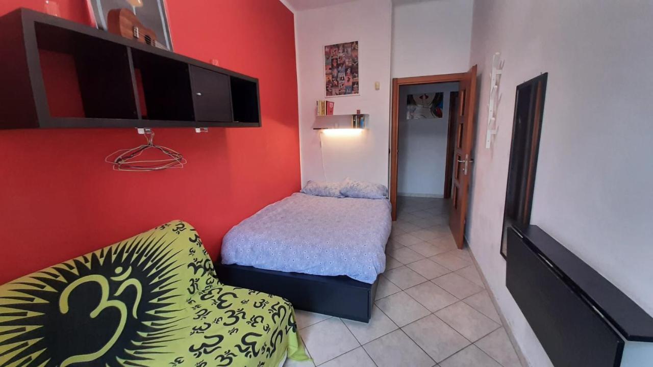 Cozy Room Stanza Close City Center In A Family House Stanza In Appartamento Condiviso Noi Viviamo In Casa Stanza In Affitto Torino Eksteriør bilde